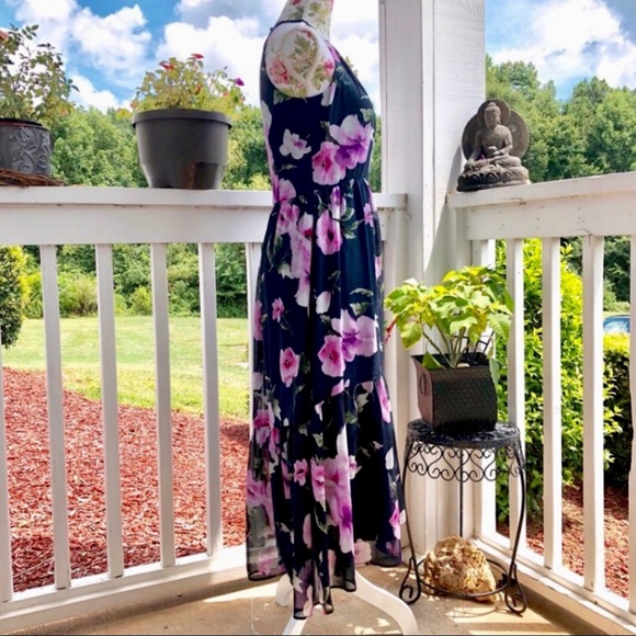 Vince Camuto Floral High Neck Maxi Dress - Picture 4 of 5